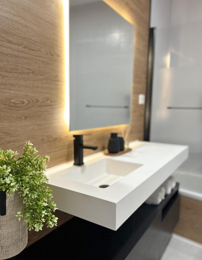 Apartamento Plaza Castilleja de la Cuesta Esterno foto
